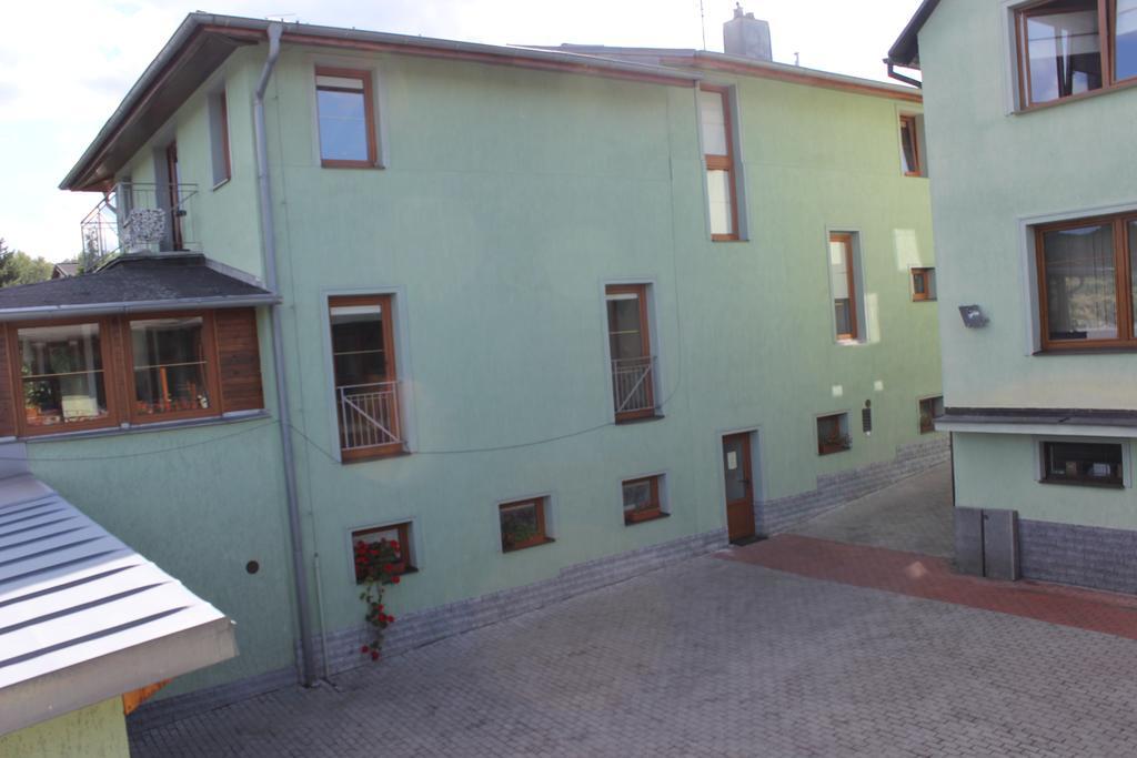 Pension Lukas Karlovy Vary Exterior foto